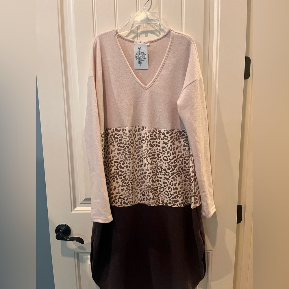 NWT Entro Cream Leopard Brown Long Dress Womens Large Super Warm Comfy Side Slit